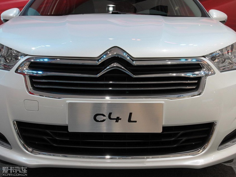 2014ѩFC4L  1.8L քӄ