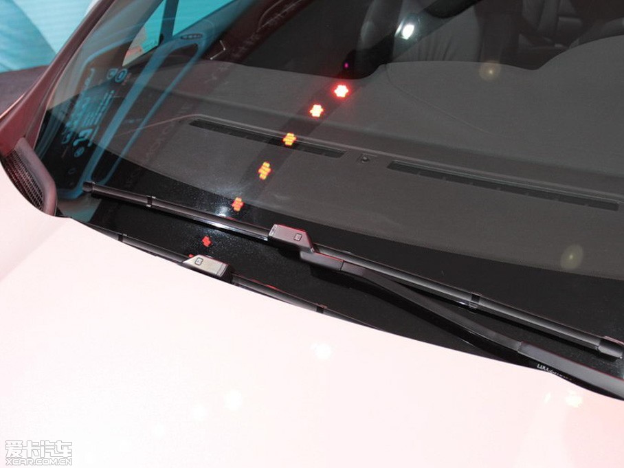 2014ѩFC4L  1.8L քӄ