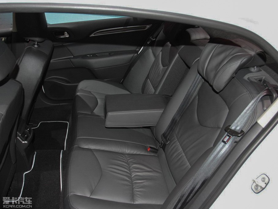 2014ѩFC4L  1.8L քӄ