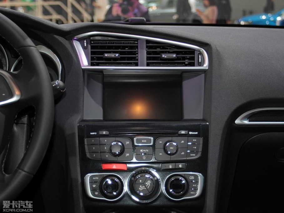 2014ѩFC4L (q) 1.8L քӄ