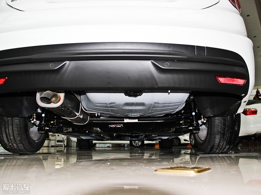 2014ѩFC4L  1.8L քӄ