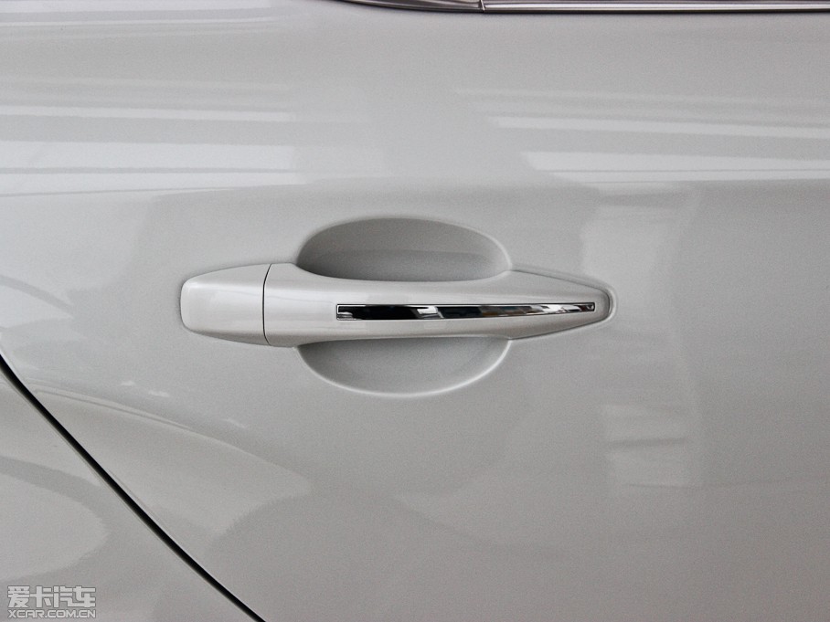 2014ѩFC4L  1.8L քӄ