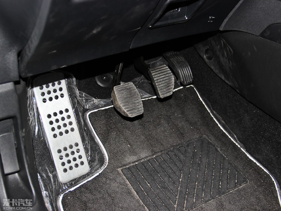 2014ѩFC4L  1.8L քӄ