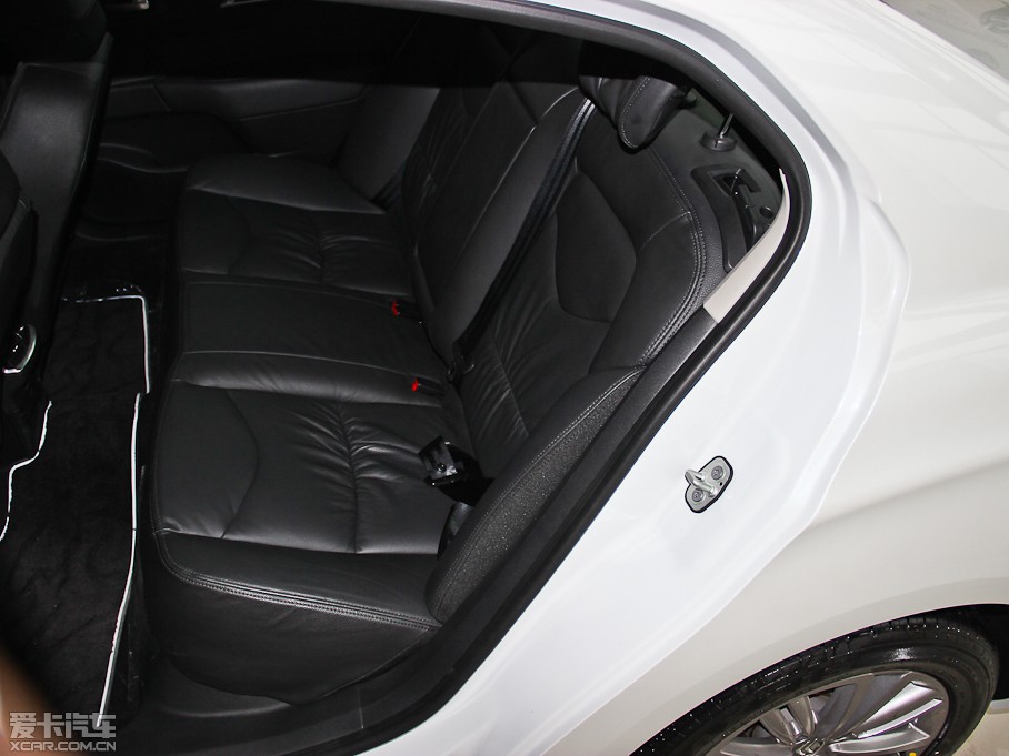 2014ѩFC4L  1.8L քӄ