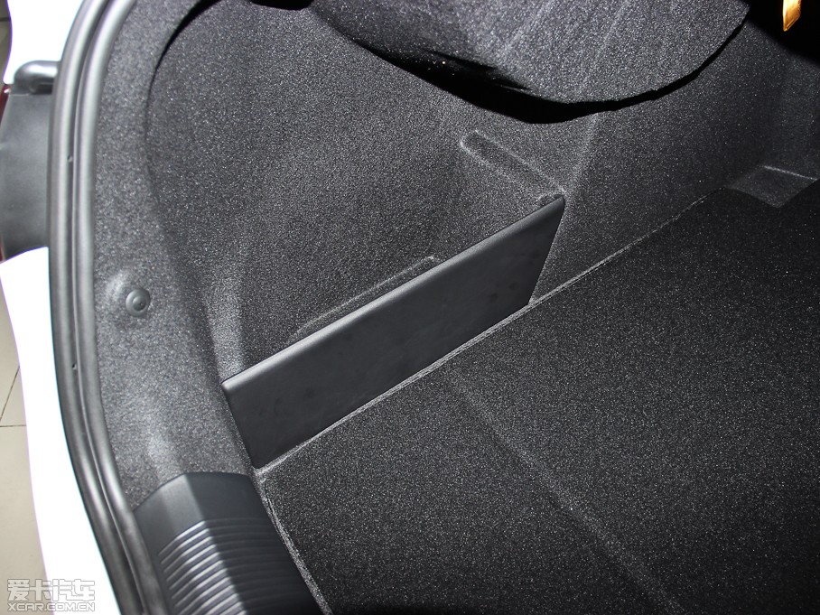 2014ѩFC4L  1.8L քӄ