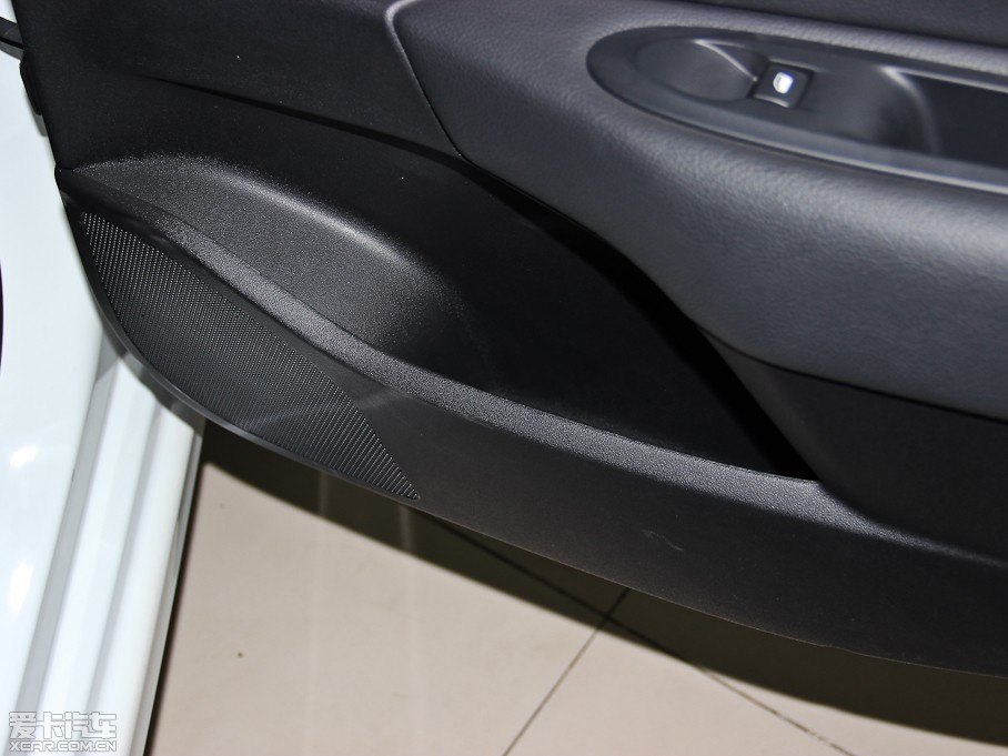 2014ѩFC4L (q) 1.8L քӄ