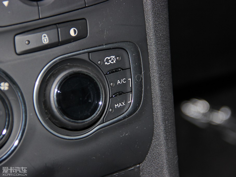 2014ѩFC4L  1.8L քӄ