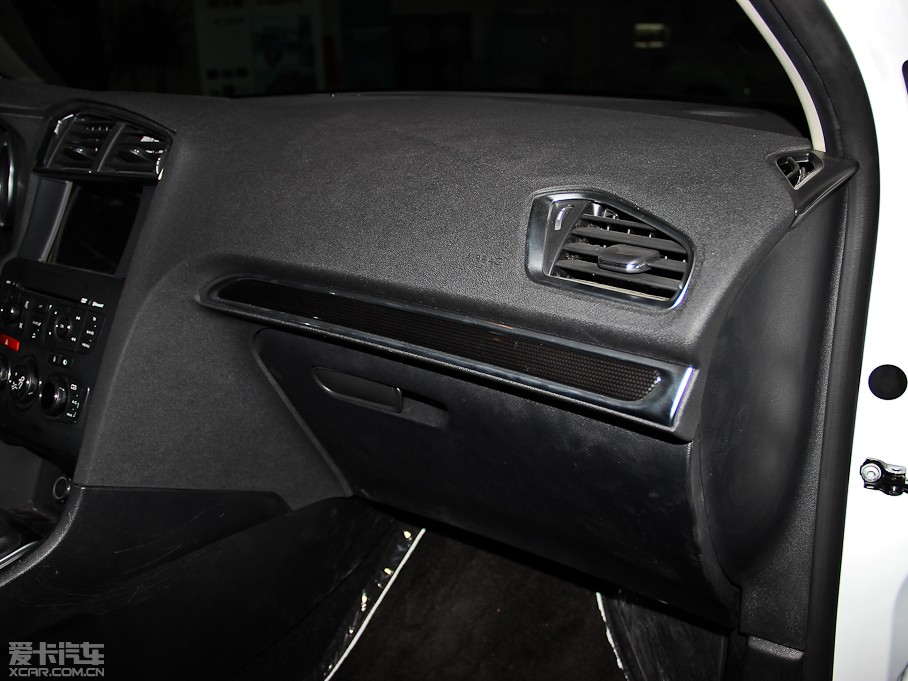 2014ѩFC4L  1.8L քӄ