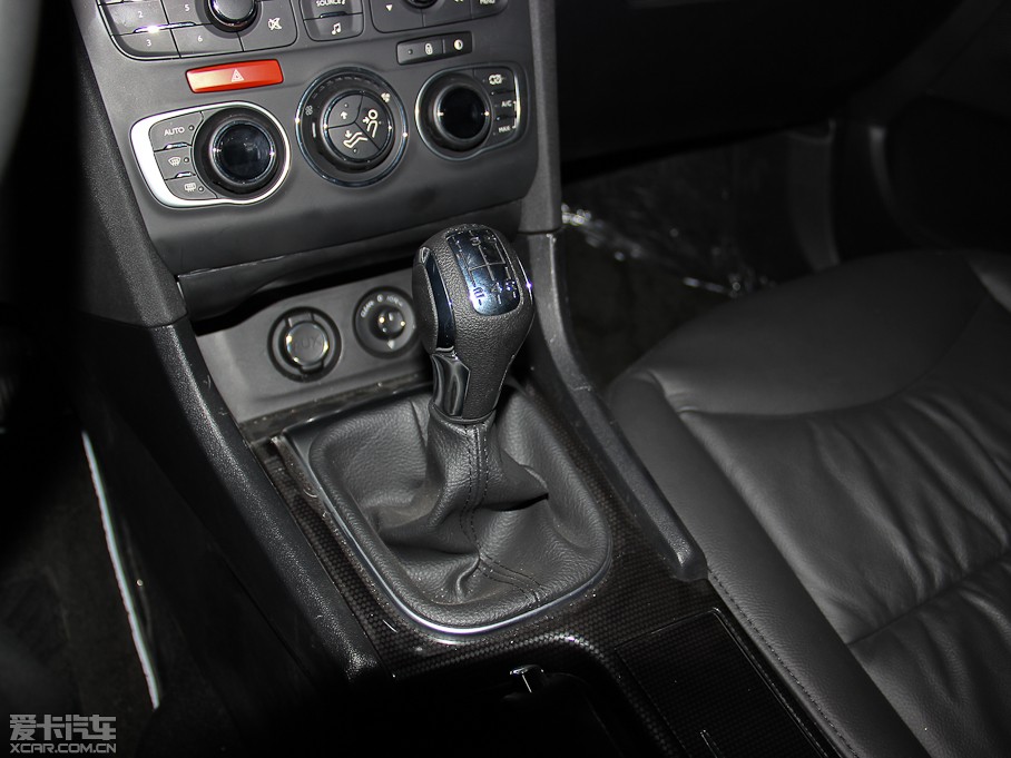 2014ѩFC4L  1.8L քӄ