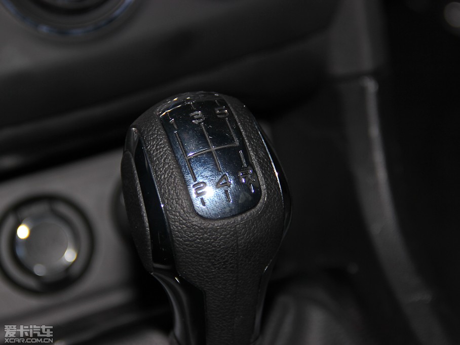 2014ѩFC4L  1.8L քӄ