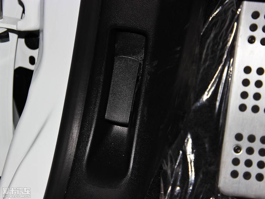 2014ѩFC4L  1.8L քӄ