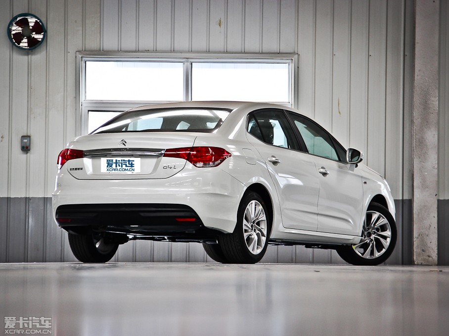 2014ѩFC4L (q) 1.6 THPԄӄ