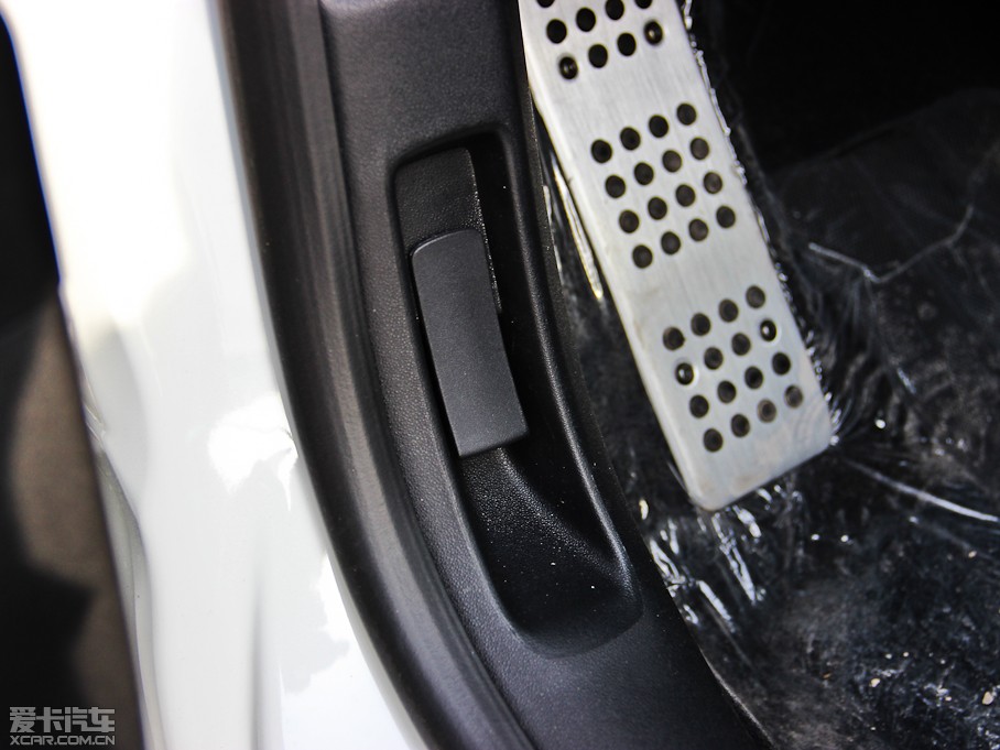 2014ѩFC4L (q) 1.6 THPԄӄ