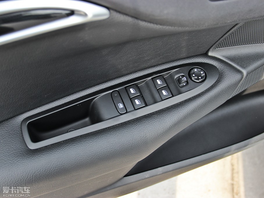 2014ѩFC4L  1.8L Ԅӄ