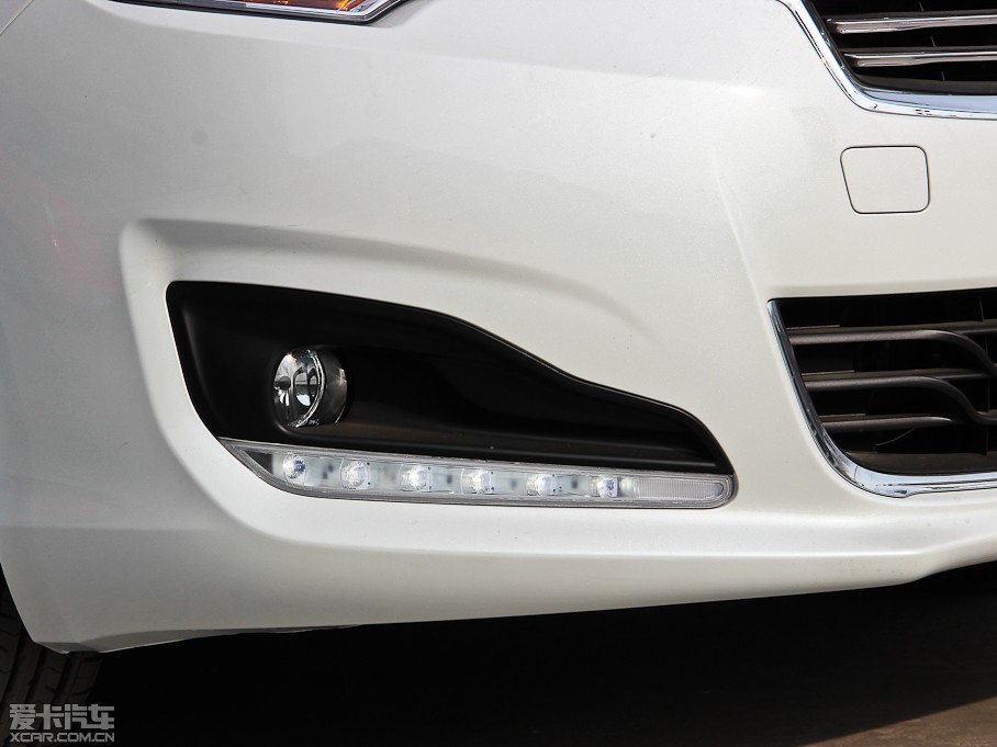 2014ѩFC4L  1.8L Ԅӄ