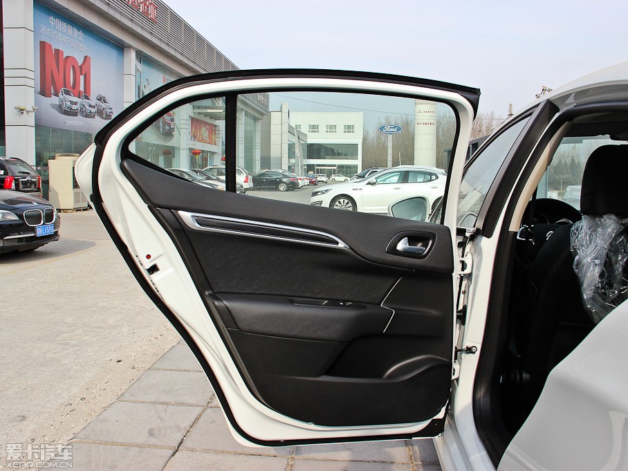 2014ѩFC4L  1.8L Ԅӄ