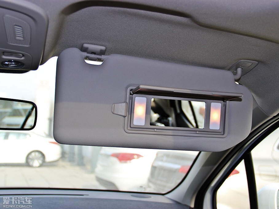 2014ѩFC4L  1.8L Ԅӄ