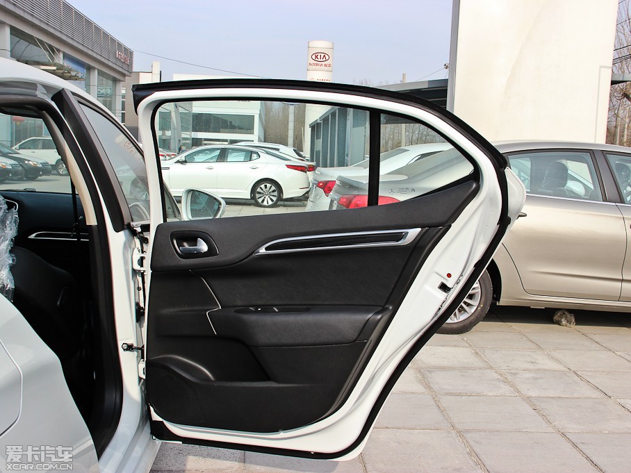 2014ѩFC4L  1.8L Ԅӄ