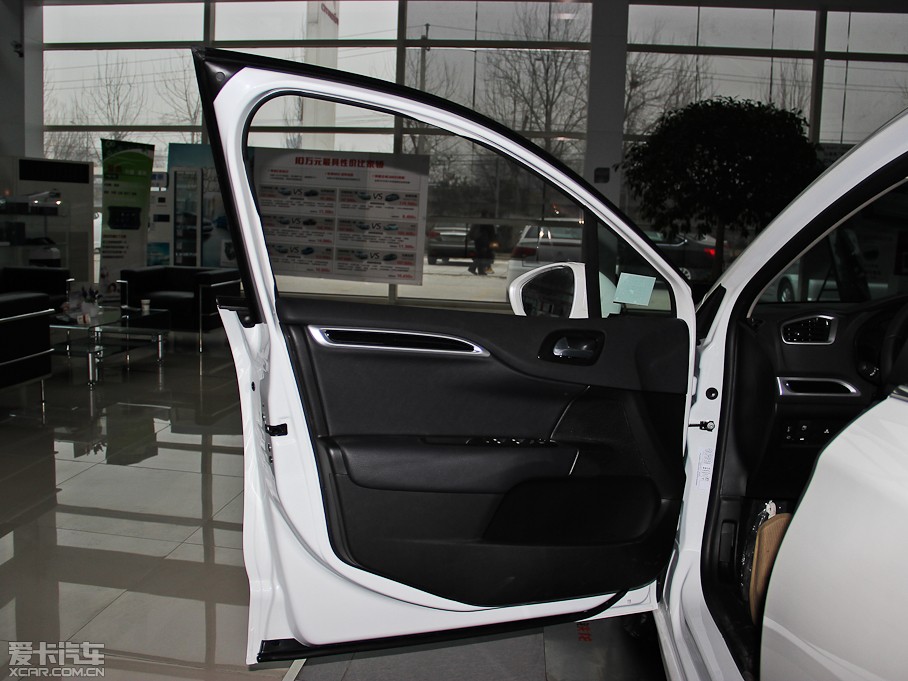 2014ѩFC4L  1.8L Ԅӄ