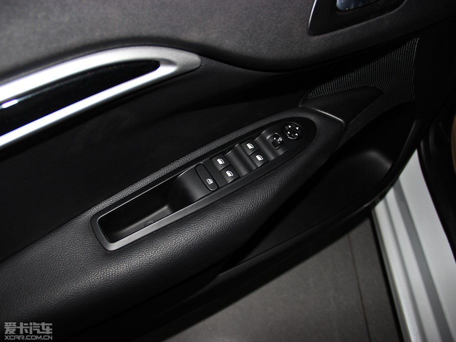 2014ѩFC4L  1.8L Ԅӄ