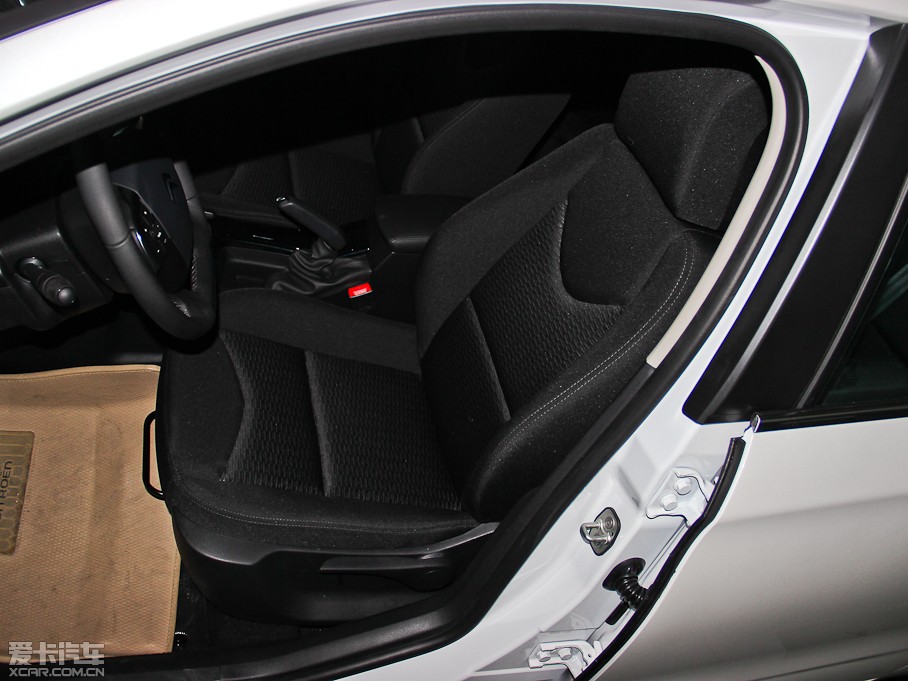 2014ѩFC4L  1.8L Ԅӄ