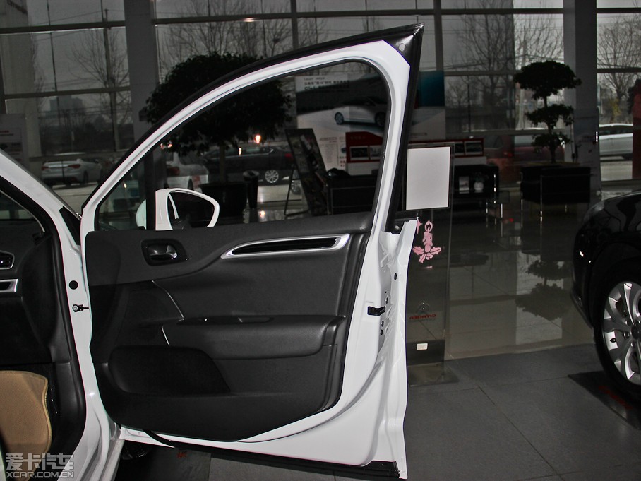 2014ѩFC4L  1.8L Ԅӄ