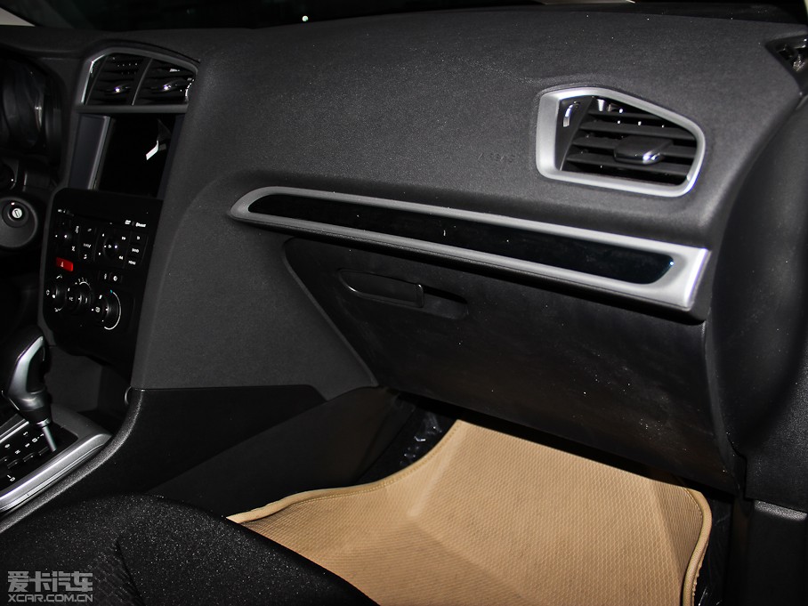 2014ѩFC4L  1.8L Ԅӄ