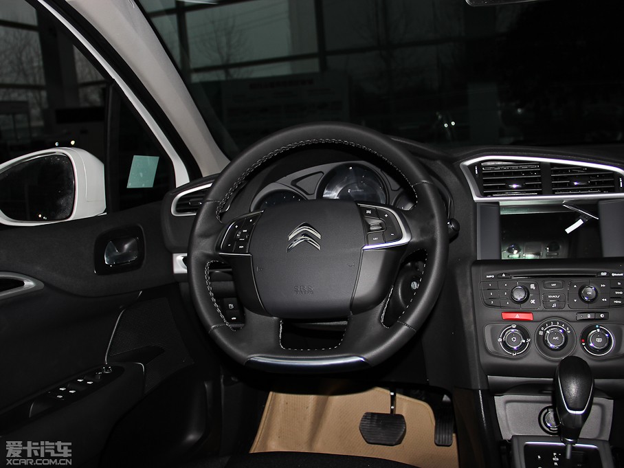 2014ѩFC4L  1.8L Ԅӄ