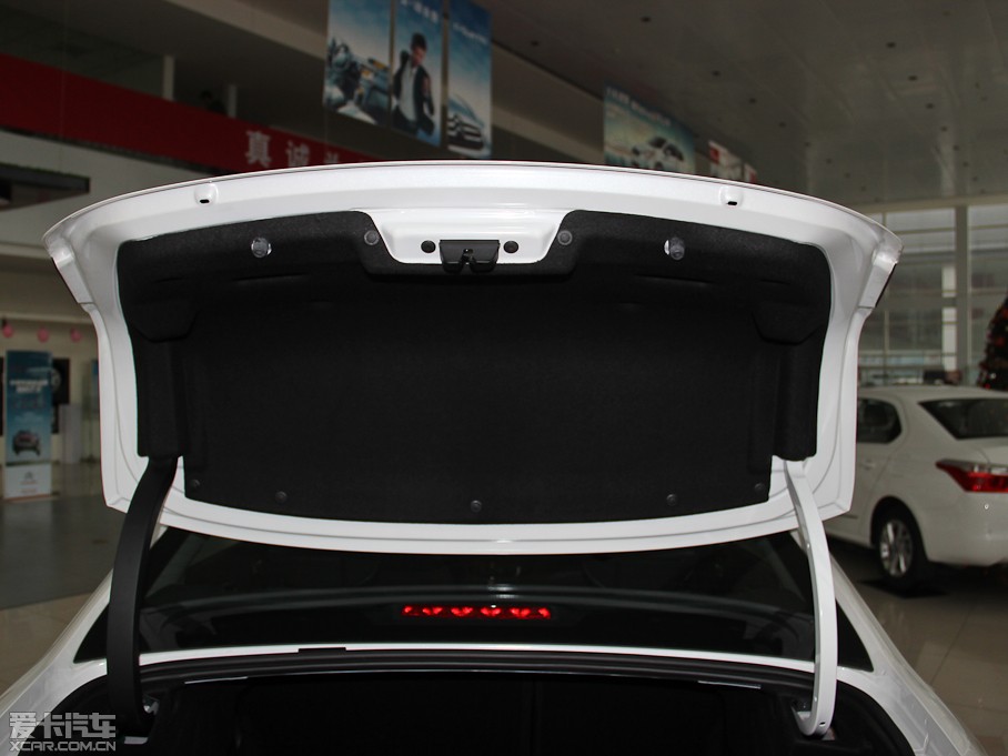 2014ѩFC4L  1.8L Ԅӄ