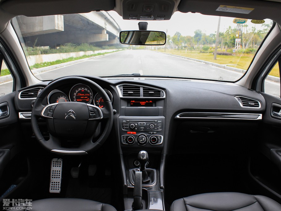 2014ѩFC4L ܇d 1.8L քӄ