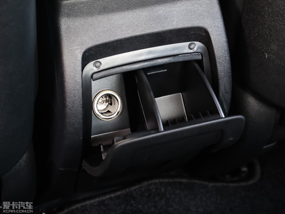 2014ѩFC5 1.6THP ԄF