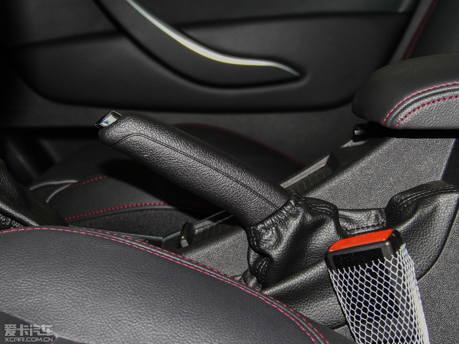 2014ѩFC5 1.6THP ԄF