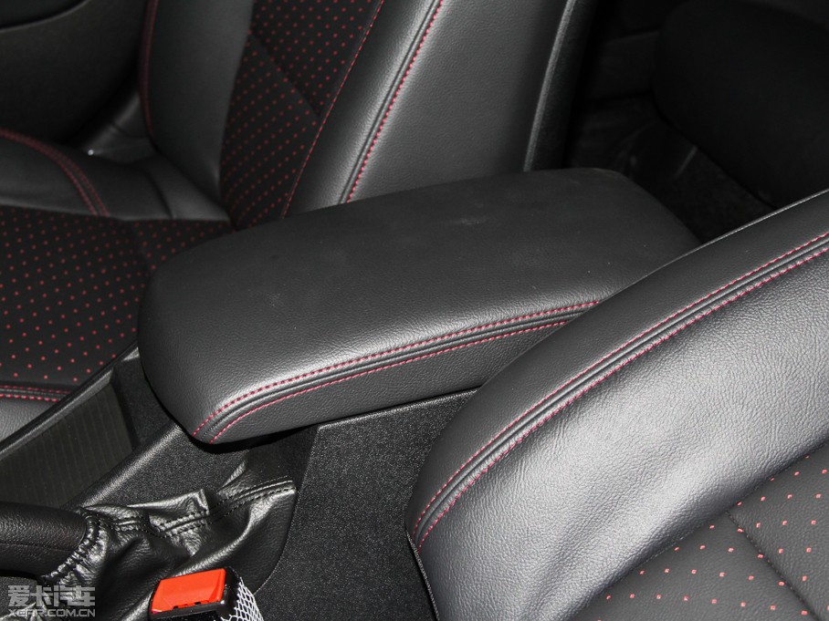 2014ѩFC5 1.6THP ԄF