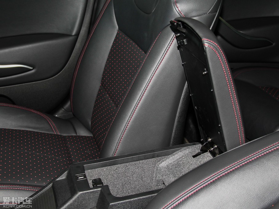 2014ѩFC5 1.6THP ԄF