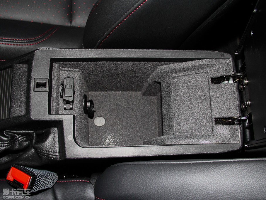 2014ѩFC5 1.6THP ԄF