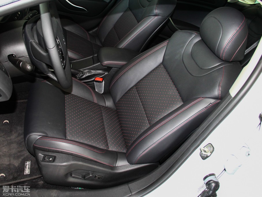 2014ѩFC5 1.6THP ԄF