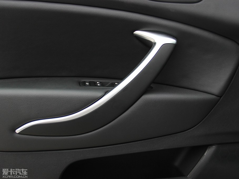 2014ѩFC5 1.6THP ԄF