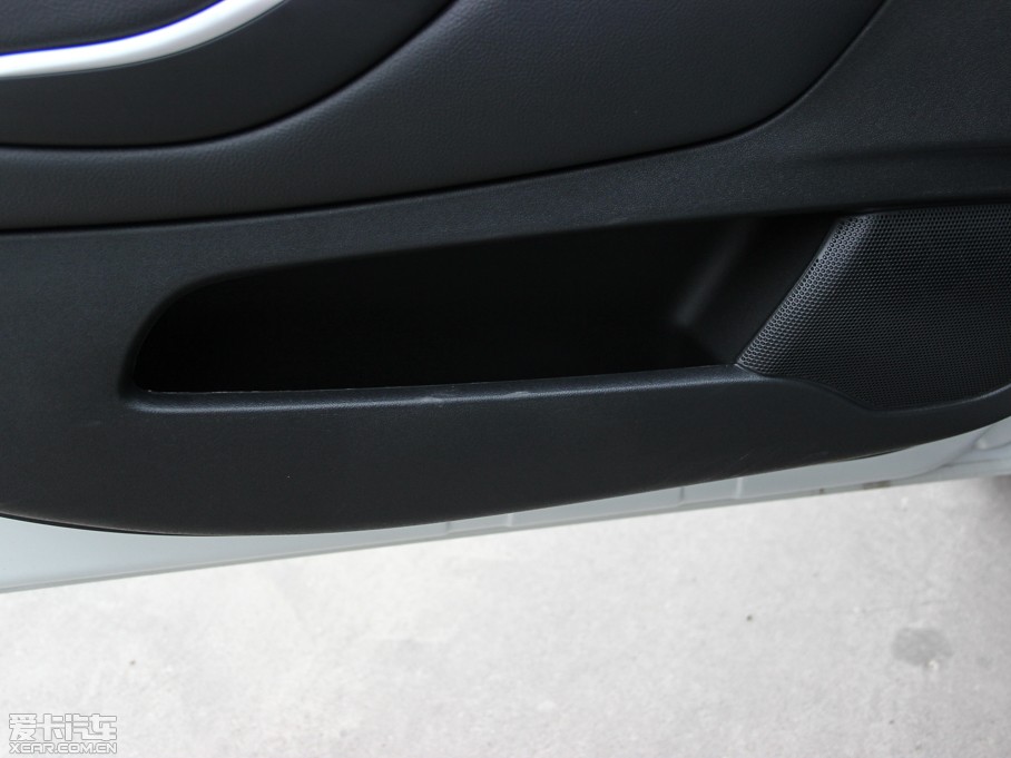 2014ѩFC5 1.6THP ԄF