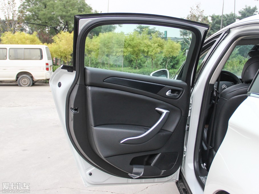 2014ѩFC5 1.6THP ԄF