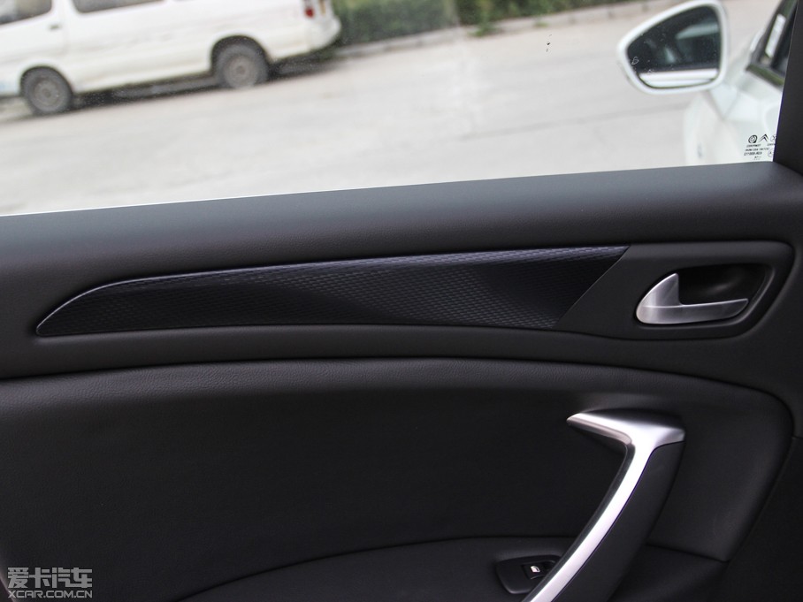 2014ѩFC5 1.6THP ԄF