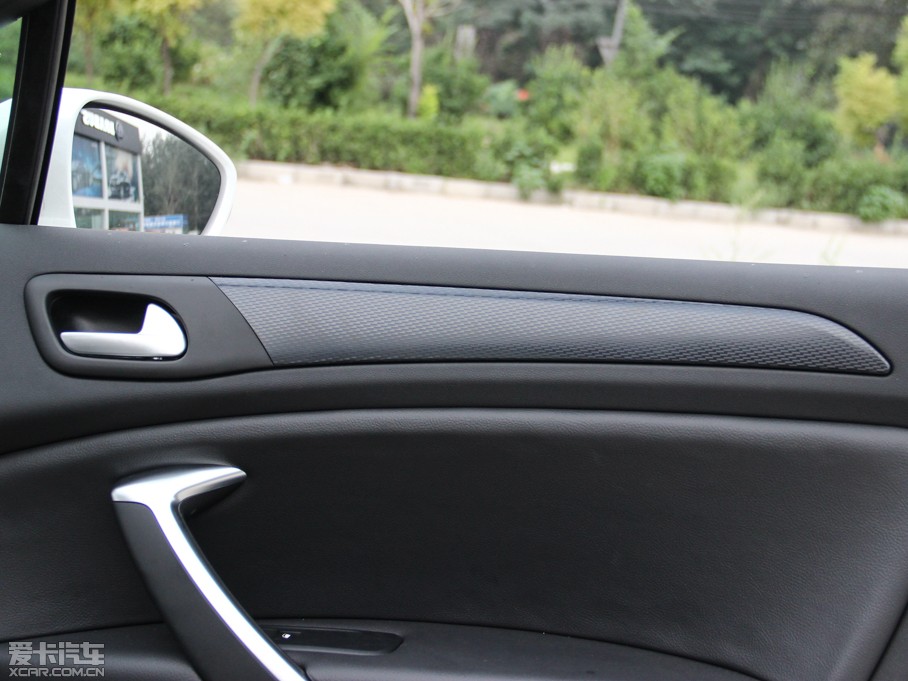 2014ѩFC5 1.6THP ԄF