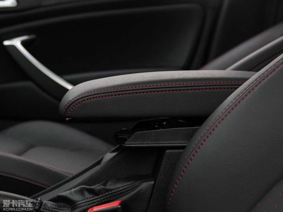 2014ѩFC5 1.6THP ԄF