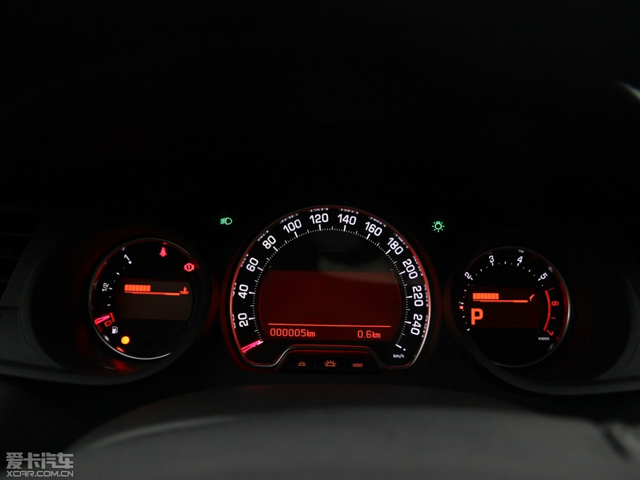 2014ѩFC5 1.6THP ԄF