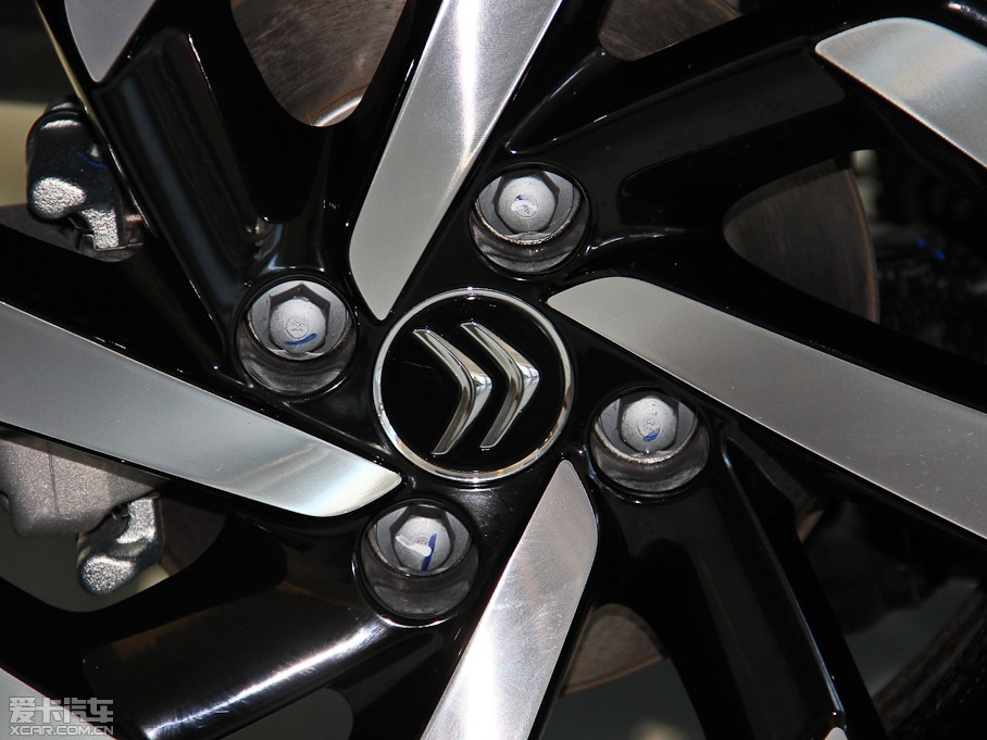 2015ѩFC3-XR 1.6THP ԄŞ