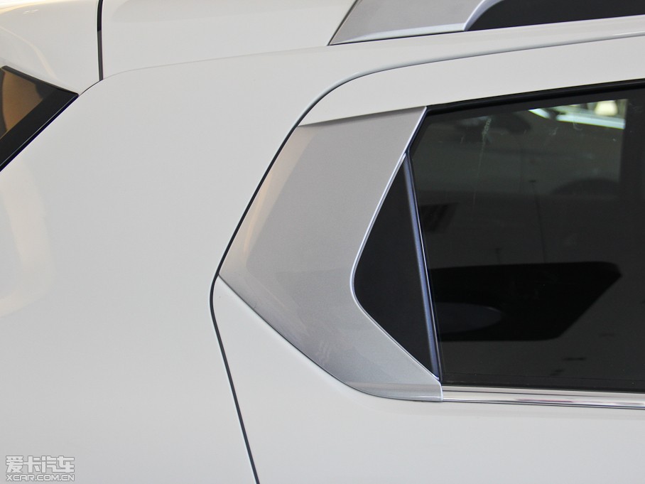 2015ѩFC3-XR 1.6THP ԄŞ