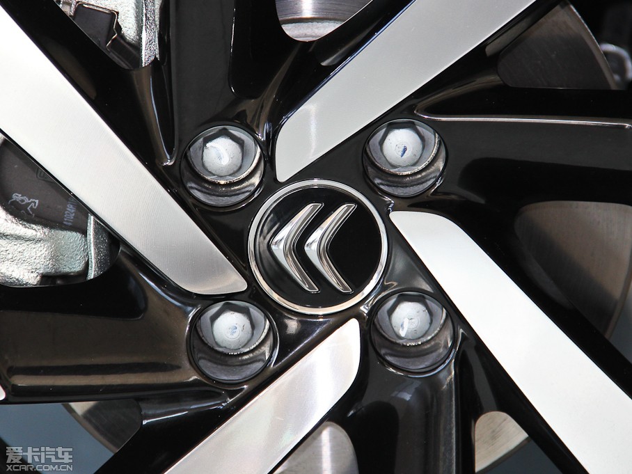 2015ѩFC3-XR 1.6THP ԄŞ