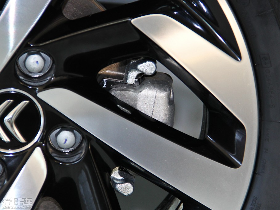 2015ѩFC3-XR 1.6THP ԄŞ