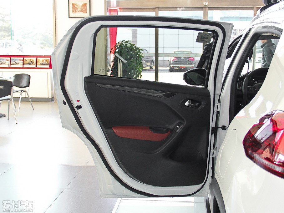 2015ѩFC3-XR 1.6THP ԄŞ