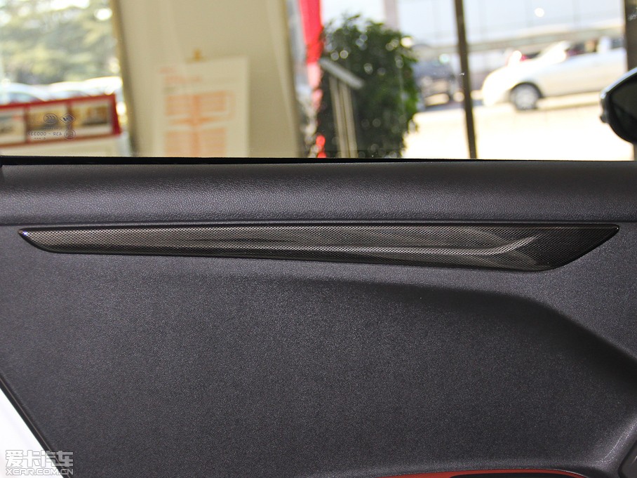 2015ѩFC3-XR 1.6THP ԄŞ