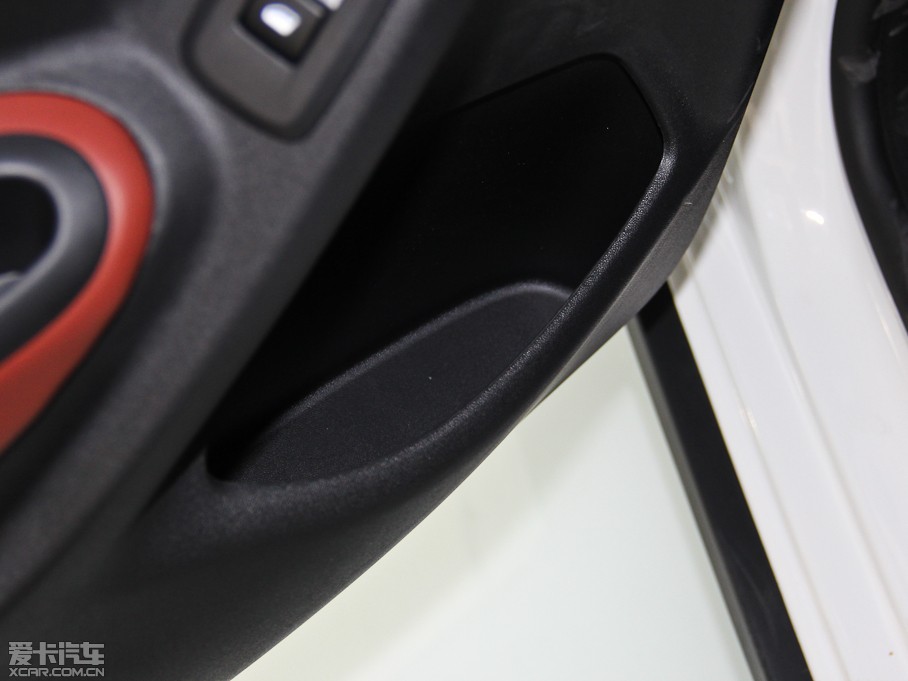 2015ѩFC3-XR 1.6THP ԄŞ